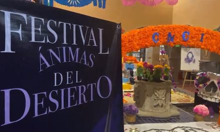 Alumnos y maestros del CNCI  viven las tradiciones con muestra de altares muertos
