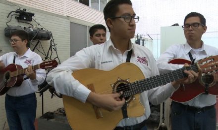 Cumplen 49 años cantándole al amor… Rondalla del Tec de Saltillo tendrá concierto de gala