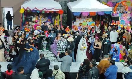 PRI Saltillo mantiene vivas nuestras tradiciones con exposición de altares y concurso de catrinas
