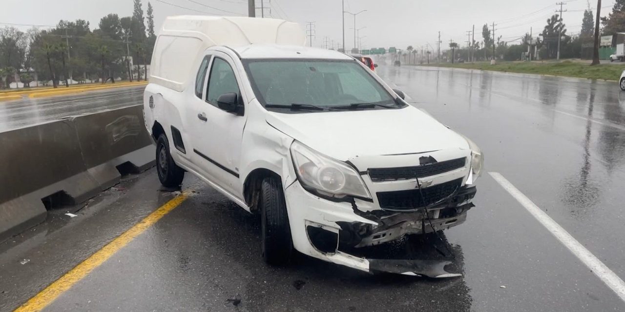 Imprudente conductor provoca accidente en Saltillo