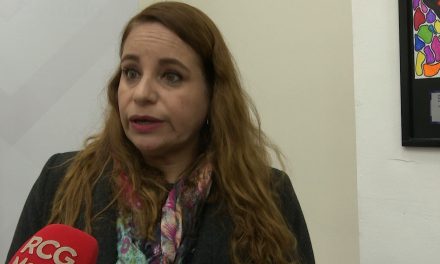 Facultad de Psicología invita a eliminar creencia de que hombres no son violentados