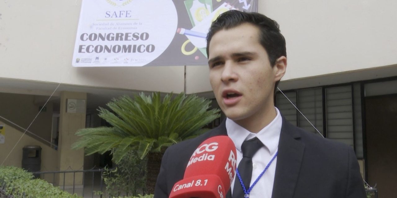 Estudiantes realizan Primer Encuentro Económico en Saltillo