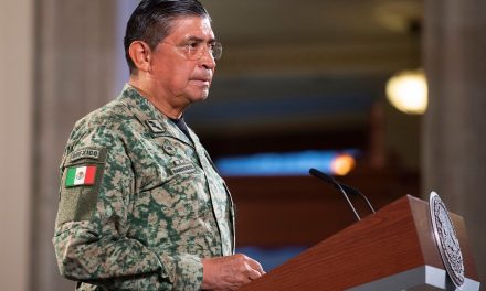Luis Cresencio Sandoval asegura que ‘El Nini’ fue quien ordenó agredir a militares y su familia en el ‘Culiacanazo’
