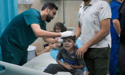 OMS afirma que 16 médicos perdieron la vida mientras trabajaban  por ataques de Israel en Gaza