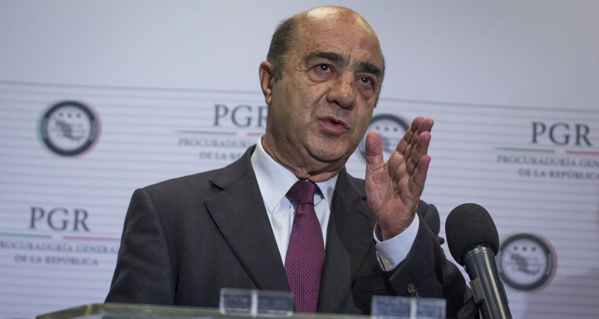 Juez federal rechaza modificar la prisión preventiva a Jesús Murillo Karam