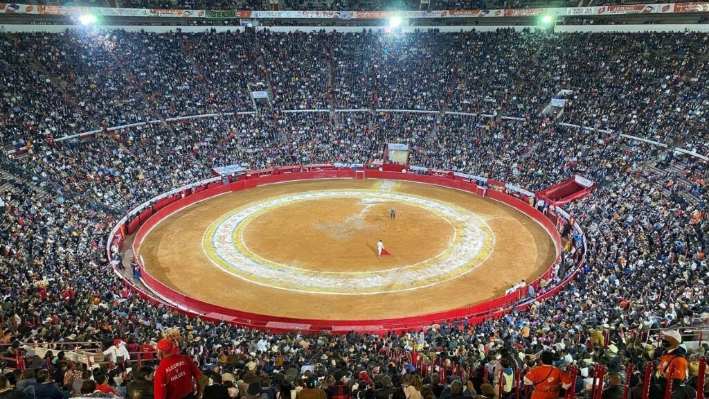 Buscan reanudar las corridas de toros en la Plaza México