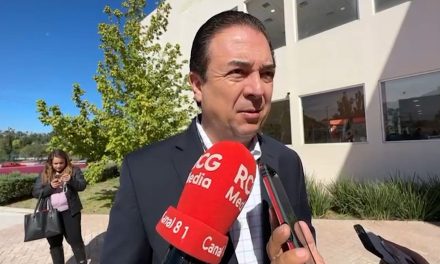 Prioriza 4T becas y deja a segundo término temas de mayor importancia; Jaime Bueno