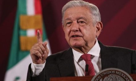 AMLO acusa a medios de querer socavar al Gobierno por cifras de muertos por ‘Otis’