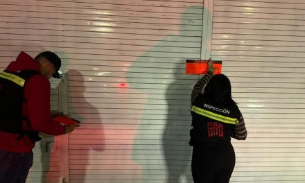 Negocios clausurados no deben quitar los sellos