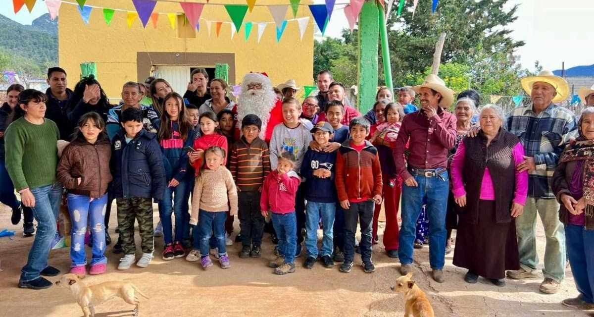 Lleva DIF Saltillo Navidad a grupos vulnerables
