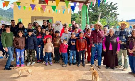 Lleva DIF Saltillo Navidad a grupos vulnerables