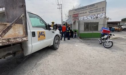 Arrollan a repartidor de pizzas en Saltillo