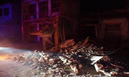 Fuerte terremoto en el noroeste de China deja 127 muertos y más de 700 heridos