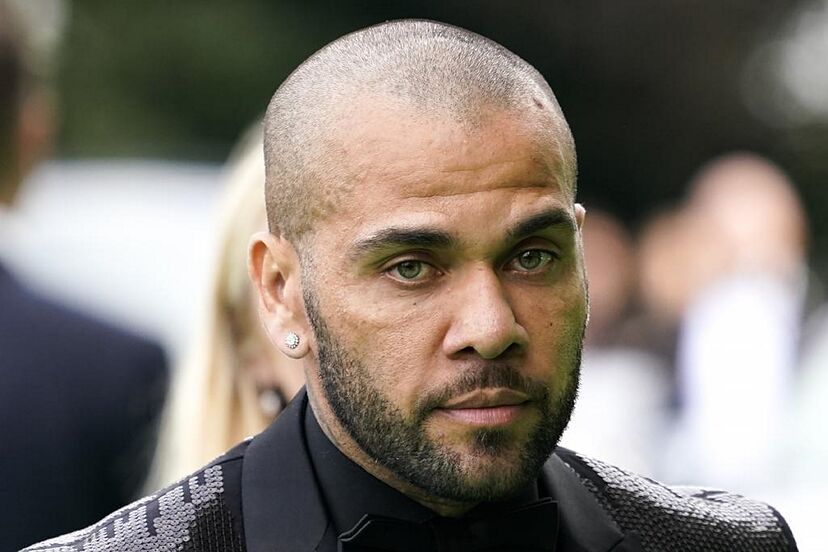 Víctima pide 12 años de cárcel para Dani Alves