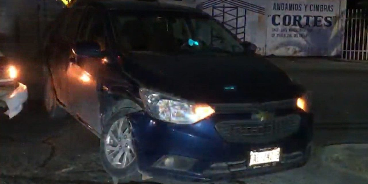 Saltillo: Se olvidó de esperar la flecha y provocó fuerte accidente