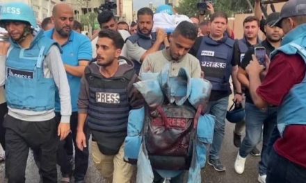 Reportan al menos 63 periodistas asesinados durante la guerra en Gaza