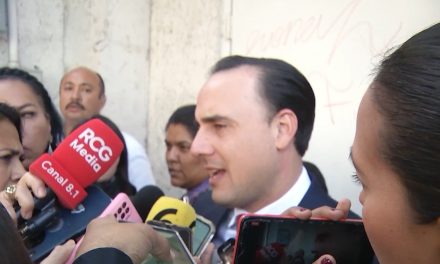 Gobernador asegura aguinaldo se entregará a tiempo a burócratas estatales