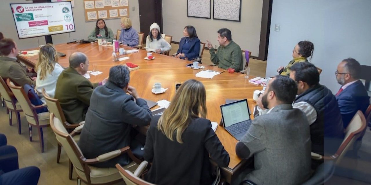 Refuerza DIF Coahuila relaciones instituciones