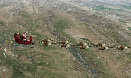 Santa ya comenzó a repartir los regalos