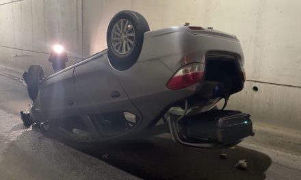 Hombre  vuelca en túnel en Saltillo