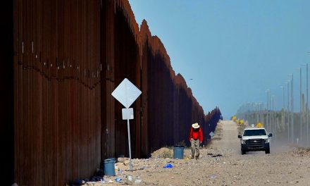 Obrador rechaza la propuesta de Trump de cerrar la frontera con México
