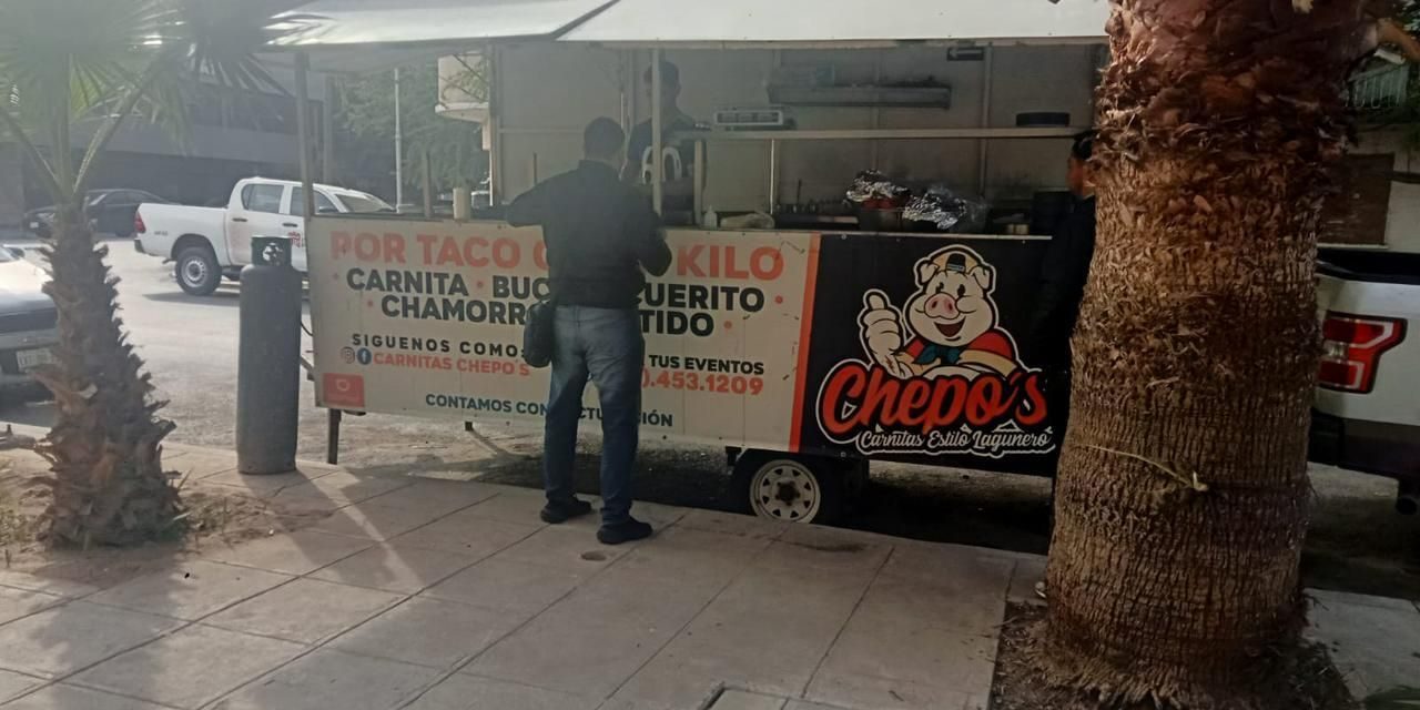 Revisan que comerciantes operen bajo el reglamento en Torreón
