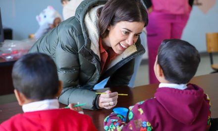 Visita Paola Rodríguez ejidos y casa cuna en la región Laguna
