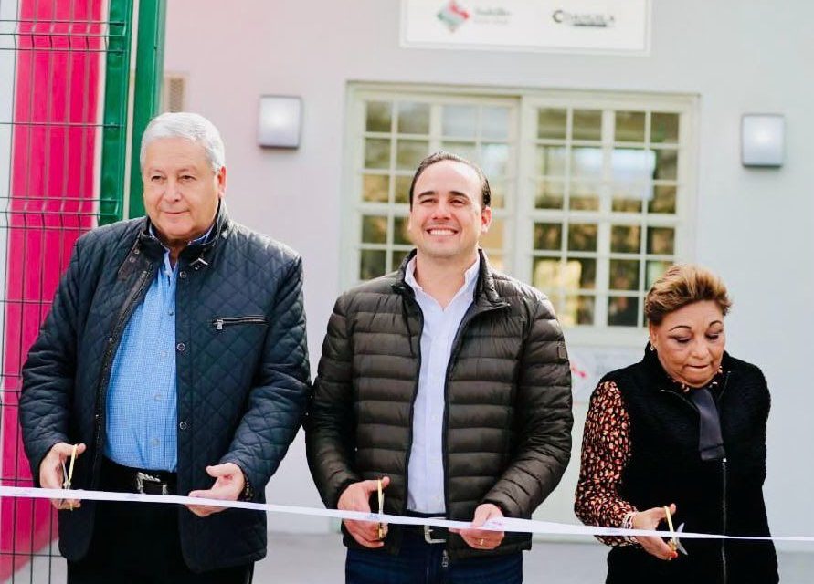 Fortalece Chema Fraustro red de Centros Comunitarios