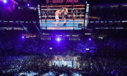 ‘Canelo’ Álvarez reserva la T-Mobile arena para su próxima pelea en Mayo