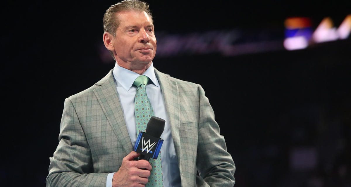 Vince McMahon, fundador de la WWE renuncia tras acusación de abuso