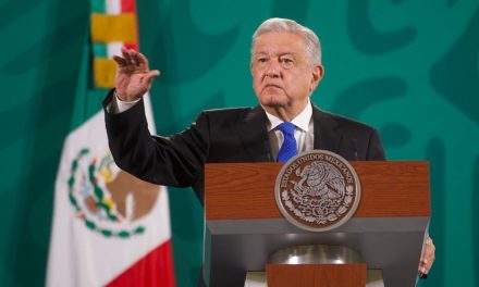 Declaran inconstitucional decreto de AMLO de quitar control de aduanas al SAT