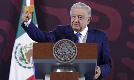 AMLO y su plan para eliminar pluris y reducir gastos de campaña a partidos