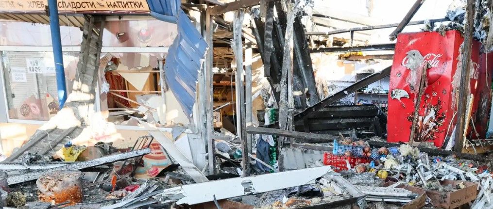 Ucrania ataca mercado ocupado por Rusia que deja 25 muertos y más de 20 heridos