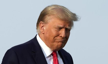 Jurado ordena a Trump pagar $83.3 millones por difamación