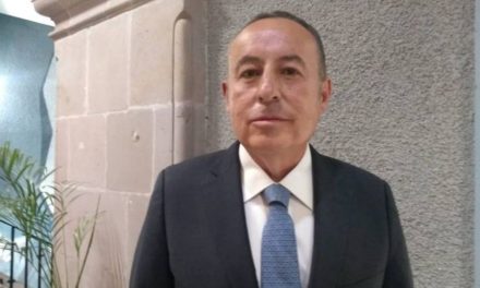 Balean a José Luis Cervantes, fiscal del Estado de México
