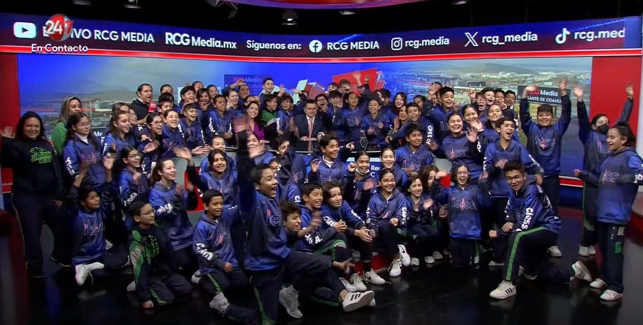 Alumnos del Colegio IESS visitan RCG Media