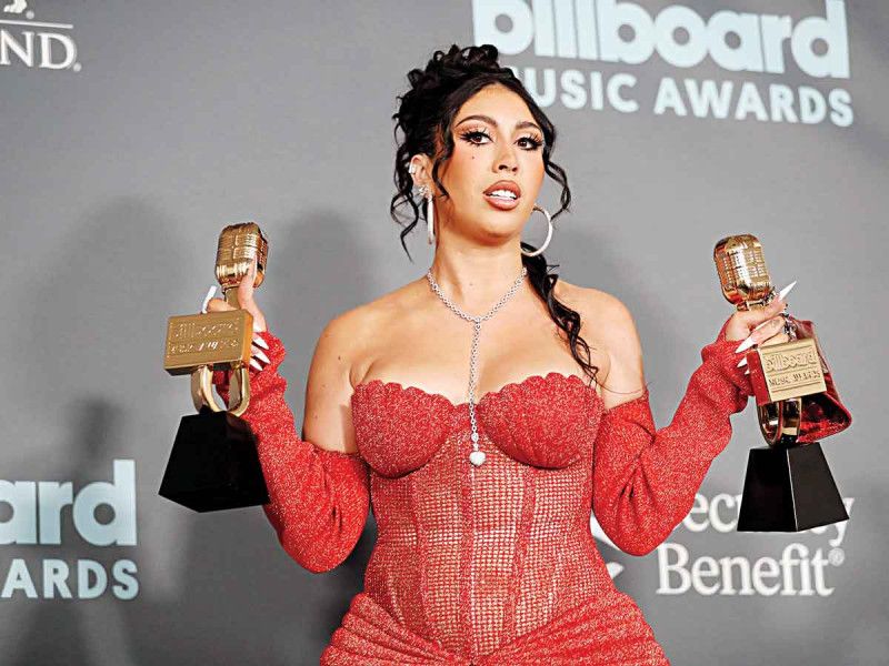 Kali Uchis presenta ‘Orquídeas’ en un doble estreno con Peso Pluma