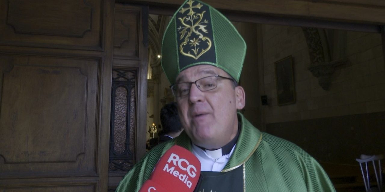 Llama Obispo de Saltillo a respetar las iglesias y templos