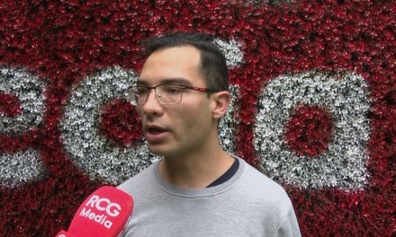 Psicólogo ofrece terapia gratuita de 15 minutos en la Alameda y Plaza de Armas