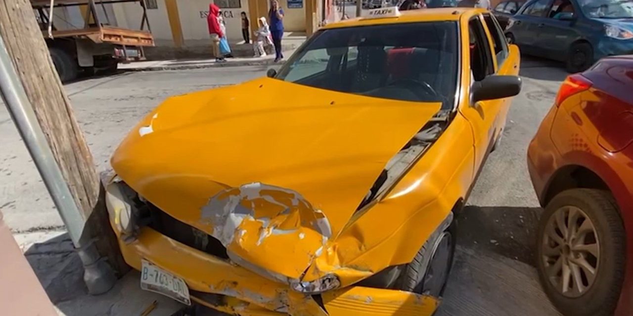 Se pasa el alto y provoca accidente en Saltillo
