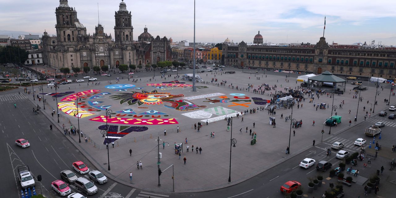 Calles de los alrededores del Zócalo capitalino se declaran peatonales