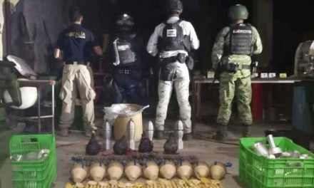 Descubren el mayor ‘narcotaller’ de explosivos en México