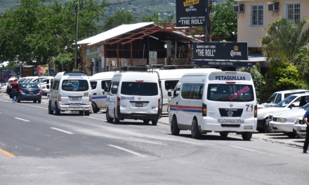 Para el transporte público en Acapulco por crisis de seguridad