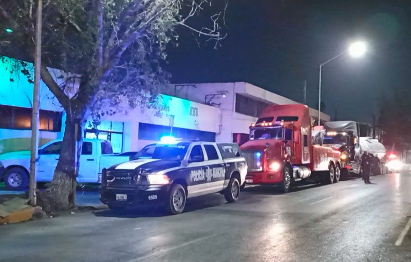 Saltillo: Se apuntan importante decomiso, evitan robo de pipa con combustible