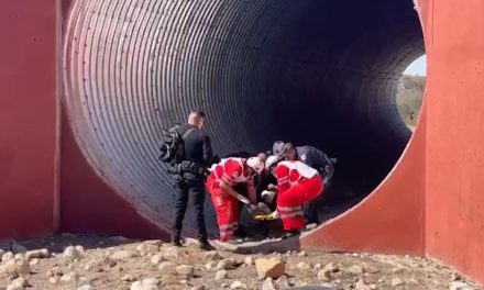 Elemento de la PCC cae a un arroyo en Saltillo