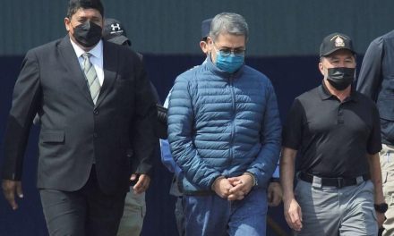 Expresidente de Honduras irá a juicio en Nueva York