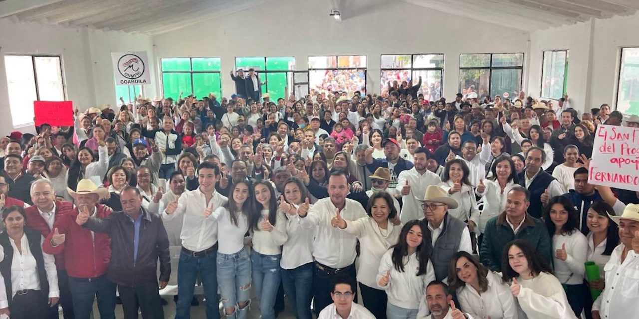 Fernando Orozco se registra como precandidato para la alcaldía de Parras ante el PRI
