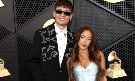 ¿Terminó el amor? Captan a Peso Pluma con otra mujer y  Nicki Nicole borra todas sus fotos con él