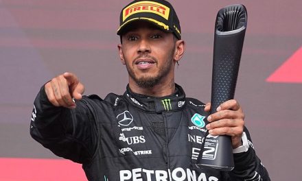 Es oficial: Mercedes anuncia la salida de Lewis Hamilton