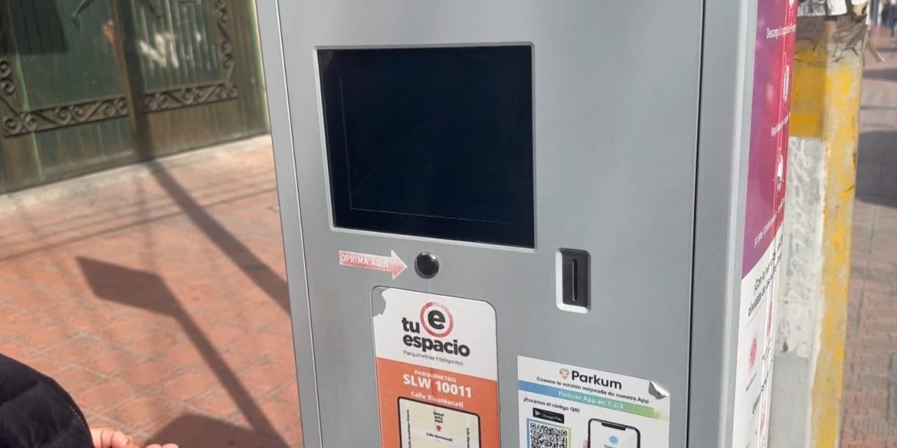 Ordenan con parquímetros estacionamiento en centro de Saltillo